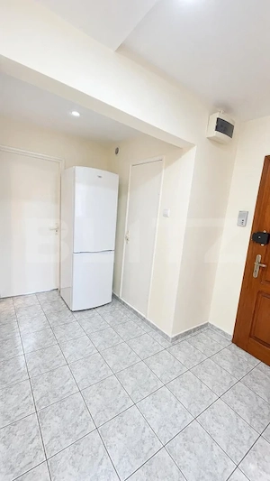Amartament in Orastie- 55 mp. și 2 balcoane, la etajul 3. - imagine 5