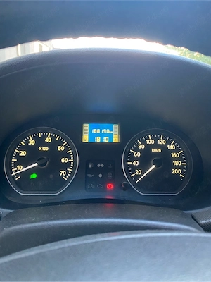 Vand Dacia Sandero unic proprietar - imagine 4