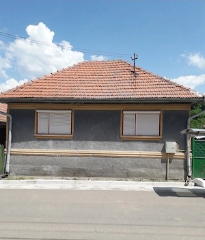 Casa de Vânzare 