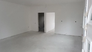 casa cu 3 camere in lumina direct propietar  - imagine 3