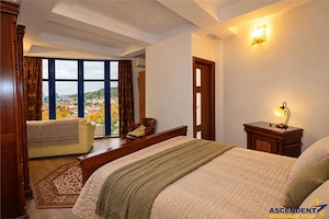 Apartament in vila, panorama spectaculoasa asupra Brasovului, parcare, Centrul Istoric - imagine 11