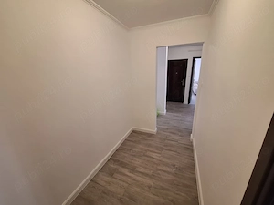 Gata de mutat-Lipovei-3 camere.Decomandat, etaj 3, renovat, bloc izolat, centrala, 2 bacoane inchise - imagine 10