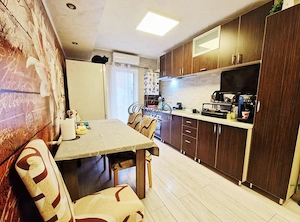 Apartament decomandat, 57 mp utili, Floresti - imagine 7