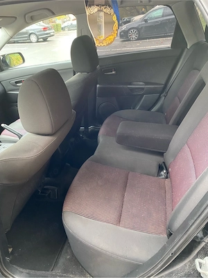 Mazda 3 BK 1.6 benzină   2004 | Jante aliaj | LED | Climatronic - imagine 10