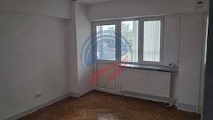 Apartament 4 camere, decomandat, etaj 3, zona Ramada - imagine 4