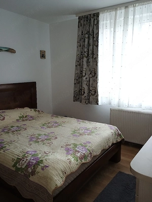 Închiriez apartament cu doua camere mobilatin zonta Titan Potcoava  - imagine 3