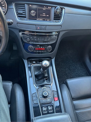 Peugeot 508 2011 - imagine 4