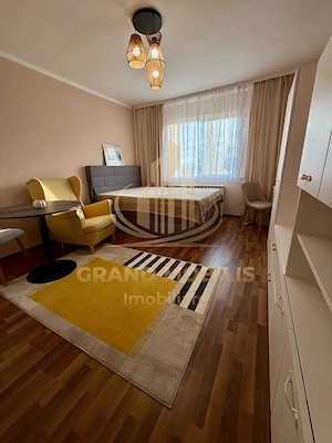 Garsonieră renovată complet, mobilată și utilată - Modern