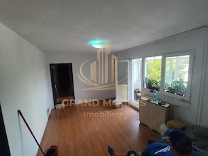 vand apartament 3 camere strada covasna Brâncoveanu