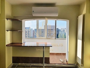 Apartament 2 camere semidecomandat cu parcare de resedinta