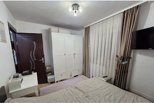 Vand  apartament 2 camere Micro 6 - imagine 2