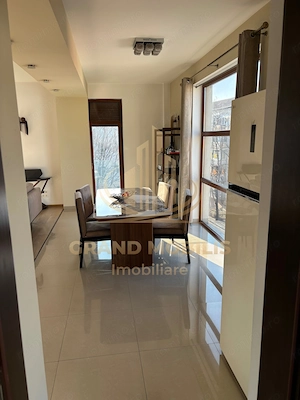 Apartament 90mp zona complex-medicina - imagine 4