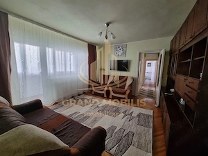 Apartament cu 3 camere de închiriat – Zona Girocului