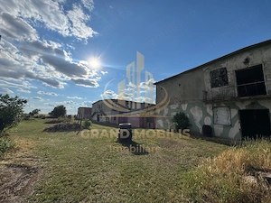 Platformă industrială cu acces E671 | 39.726 mp teren