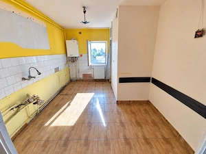 Apartament 3 camere| 64mp| Etaj intermediar | Central | Cartier 1 Mai - imagine 8