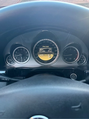 Mercedes E Class e220 170cp 7g tronic w212 - imagine 2