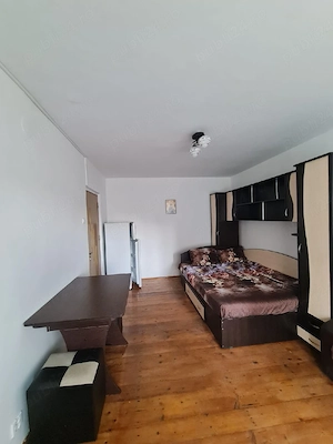 Garsoniera de vânzare