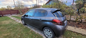 Peugeot 208 benzină 2018 - imagine 5