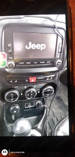 Vând jeep renegade an 2016 - imagine 2