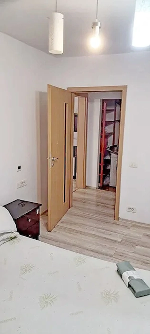 Zona Calea Șagului   Turist   De închiriat apartament cu două camere la doar 280 de euro - imagine 8
