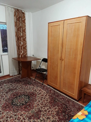 Dau in chiriie  garsoniera zona Decebal-Sovata 200E