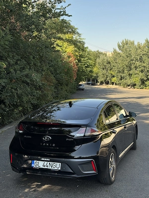 Vând Hyundai ioniq plug-în hibrid 2020 premium full option  - imagine 2
