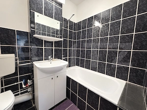 Apartament 2 camere, 57 mp, zona Sud - imagine 8