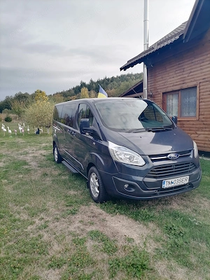 Vând Ford Tourneo Custom  Titanium - imagine 2