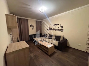 Apartament cu 2 camere de închiriat- centrala proprie, zona Ronat