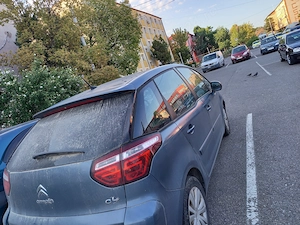 Vând  citroen c4 picasso EUR 5 diesel  - imagine 2