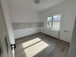 casa P+1E tip duplex direct la strada 