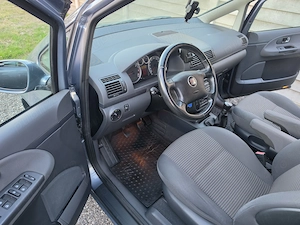 Seat Alhambra 1.9TDI , 7 locuri, An 2010, Inmatriculata RO, Stare TOP ! - imagine 5