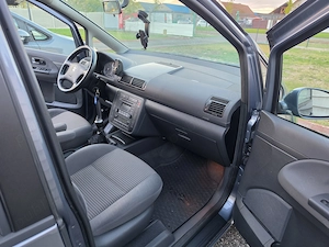Seat Alhambra 1.9TDI , 7 locuri, An 2010, Inmatriculata RO, Stare TOP ! - imagine 8