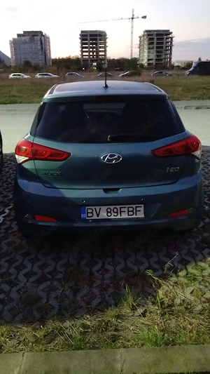 Vand hyundai i20  - imagine 4