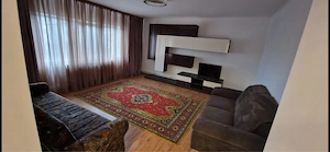 Închiriez apartament 3 camere