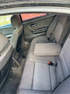 vand bmw e90 - imagine 6