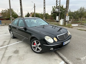 vand mercedes e320 - imagine 3