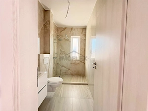 Apartament 2 camere decomandat in Giroc - imagine 5