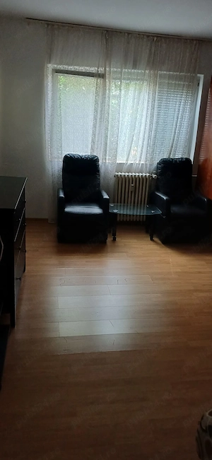 Închiriez apartament  - imagine 3