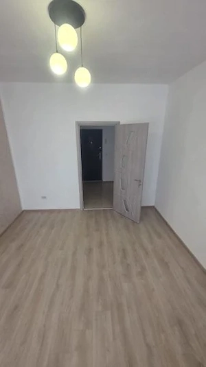 Garsoniera de vanzare zona Cet, Renovata, etaj 1 - imagine 6