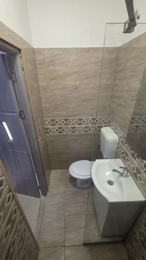 Garsoniera de vanzare zona Cet, Renovata, etaj 1 - imagine 7