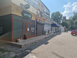 inchiriez spatiu comercial