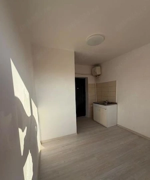 Garsoniera de vanzare zona CET - imagine 4