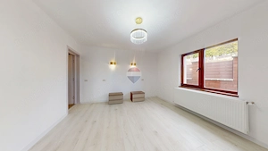 Casă / Vilă cu 15 camere de vânzare în zona Brebina - imagine 14