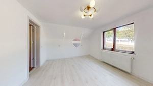 Casă / Vilă cu 15 camere de vânzare în zona Brebina - imagine 15