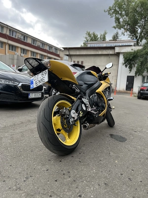 Suzuki GSX R 600 - imagine 2