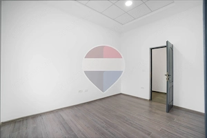 FAGARAS/ DE INCHIRIAT / Hala industriala 459 mp, birouri 216 mp! - imagine 6