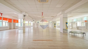 Spațiu de birouri de 620 mp de închiriat în zona Tractorul - imagine 9