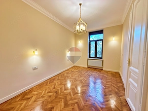 De vânzare apartament cu 3 camere, în centrul Aradului - imagine 5
