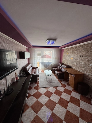 Apartament cu 3 camere de vânzare - imagine 8